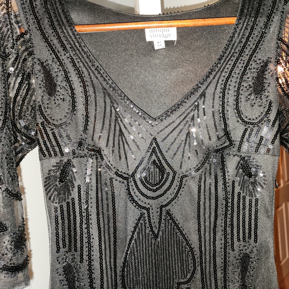 Roaring 20s blacl sequenced with tassels and 3/4 sleeves